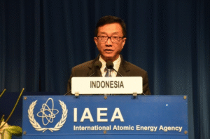 Ancaman yang Tak Pernah Padam: Membedah Isu Nuklir Global di Abad ke-21