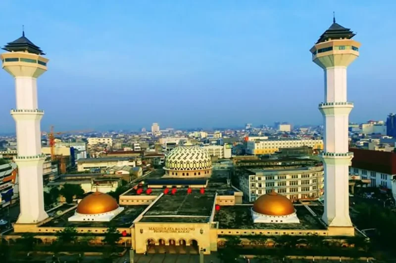 Bandung: Pariwisata yang Tak Pernah Lekang oleh Waktu, Inovasi yang Terus Berkembang