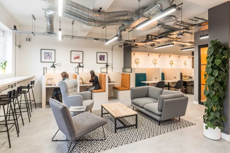 Coworking Space: Oase Produktivitas Bagi Para Traveler Modern