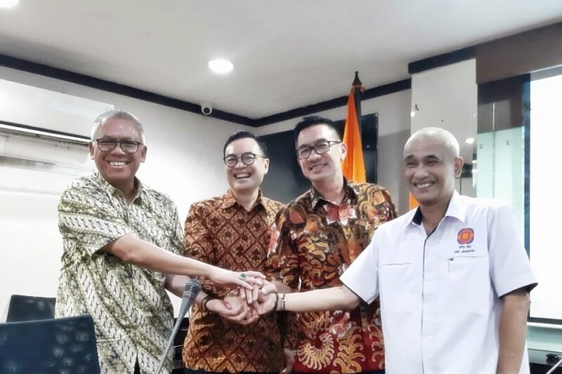 Pergeseran Lanskap Bisnis: Analisis Mendalam Berita Korporasi Terkini
