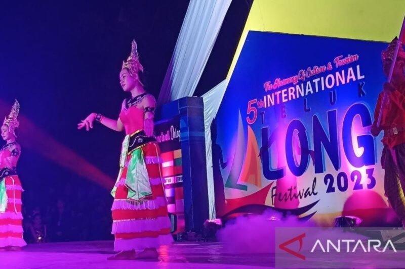 Festival Internasional: Jembatan Budaya, Pendorong Ekonomi, dan Pelestari Tradisi