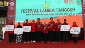 Traveling di Usia Senja: Menjelajahi Dunia dengan Nyaman dan Aman