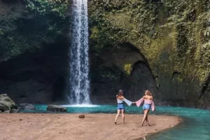 Air Terjun: Permata Tersembunyi Alam yang Memukau Hati