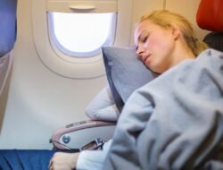 Mengatasi Jet Lag: Tips Ampuh Agar Perjalanan Antar Negara Tidak Jadi Mimpi Buruk