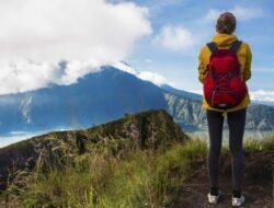 Menjelajahi Keindahan Tersembunyi: Panduan Rute Hiking Terbaik untuk Pecinta Alam di Indonesia